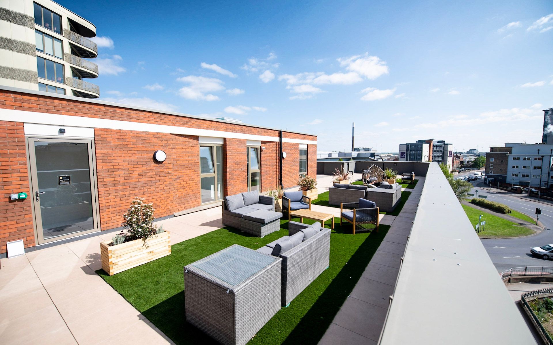ROOF TERRACE